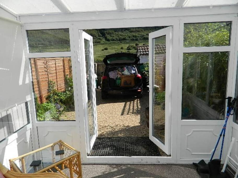 Welsh Miners Cottage Four Bedroom House Treherbert Exterior foto